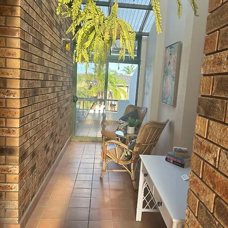 Beautiful And Bright Penthouse Apartment Hawks Nest Exterior photo