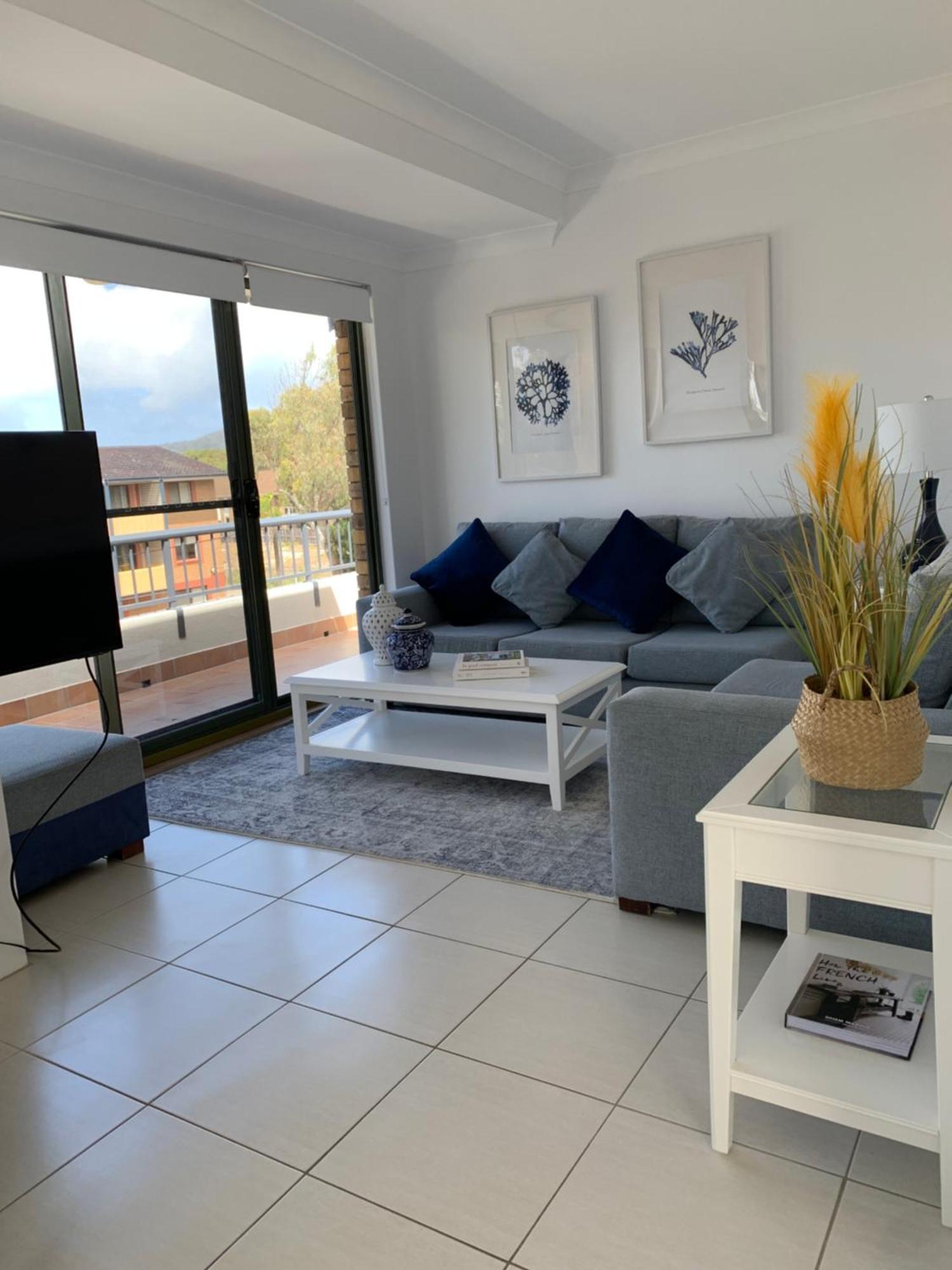 Apartment Beautiful And Bright Penthouse Hawks Nest